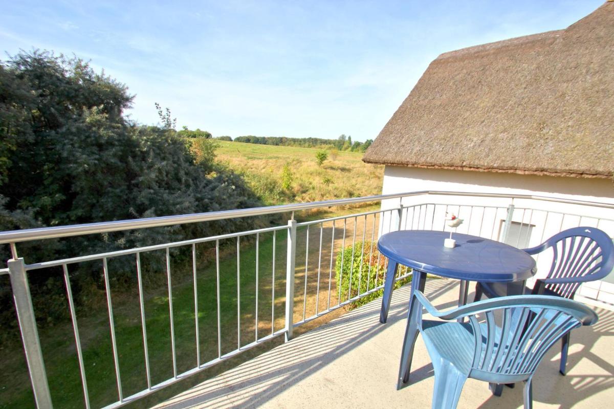 F-1010 Strandhaus Mönchgut Bed&Breakfast DZ 32 Balkon, strandnah, inkl Frühstück, keine Haustiere - Housity