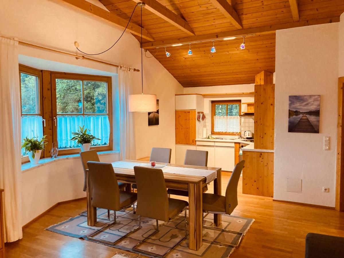 Haus Helga - Housity