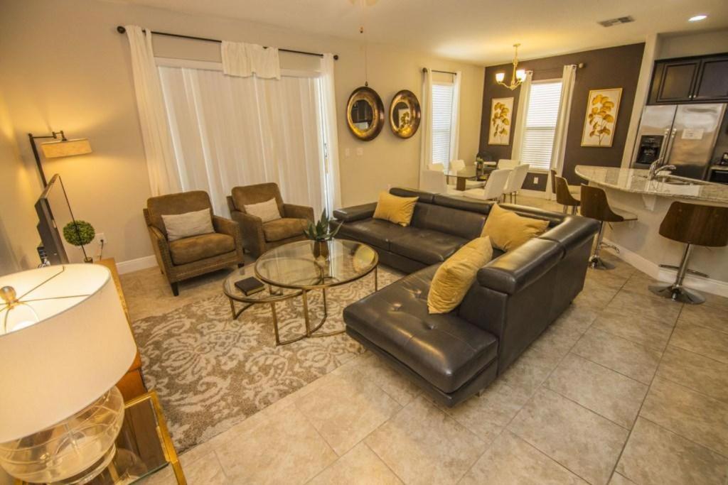 Suitetrails - The Chester Solterra Resort Vacation Home