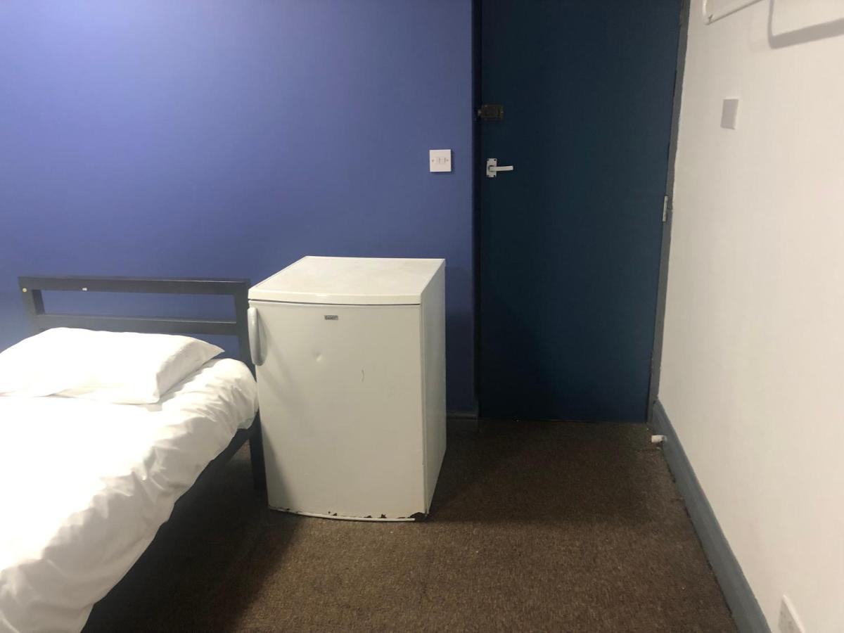 Barking Park Hotel - Housity