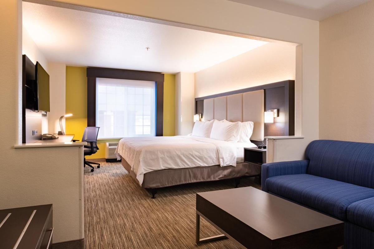 Holiday Inn Express & Suites Evanston by IHG - Housity