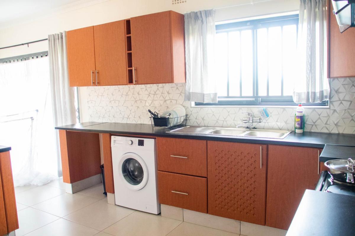 Modern & secure apartment in Area 43 Lilongwe - self catering - Housity