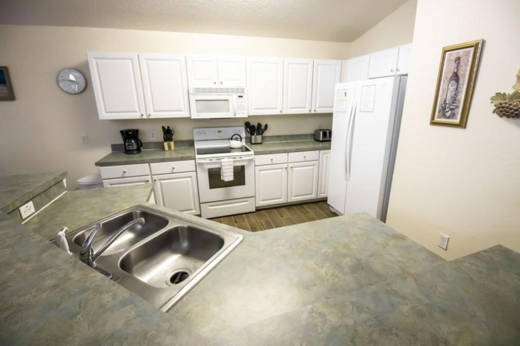 Kevin's Highgate Park Vacation Home - Housity