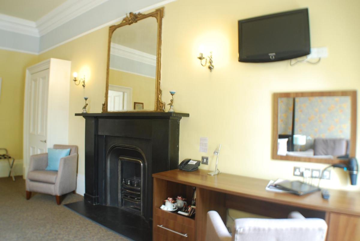 The Salisbury Hotel - Housity