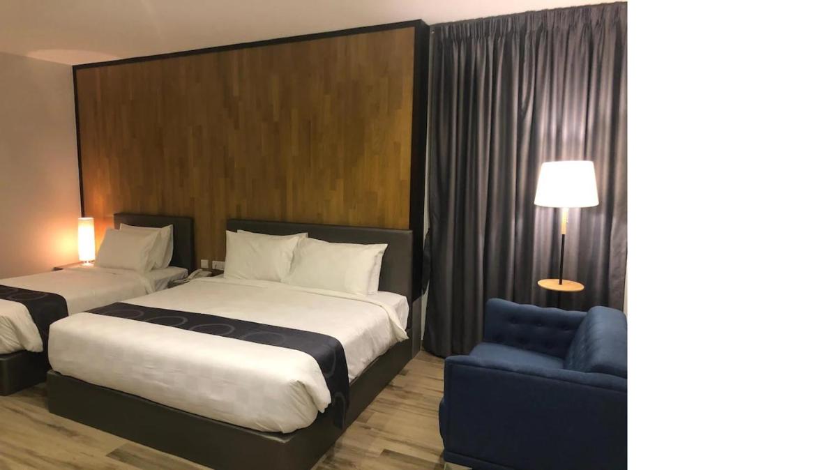Frame Hotel - Housity