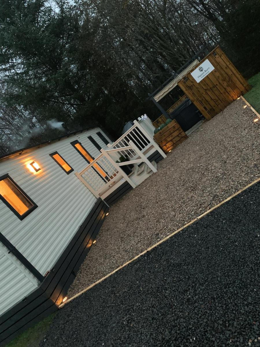 Percy Wood Lodge with Hot Tub near Alnwick - Housity