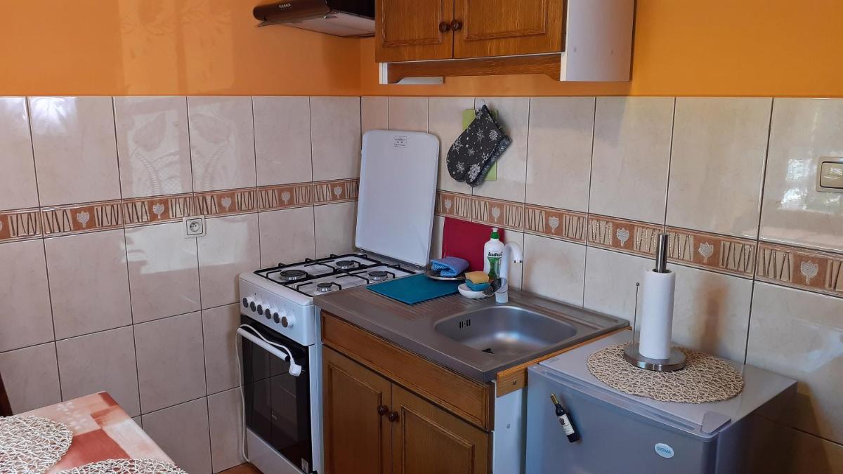 Dom Pod Jaśminem - Housity