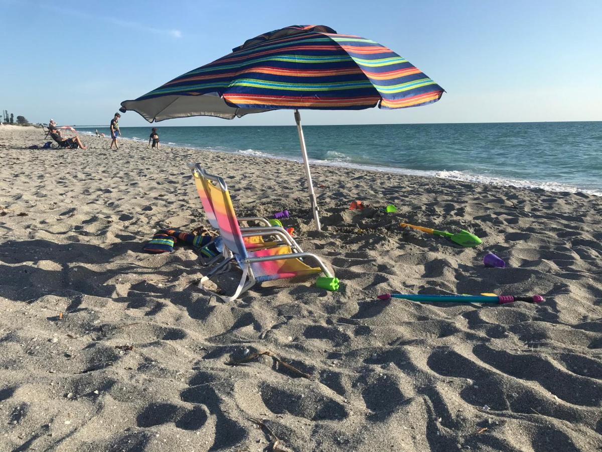 Beachfront Venice Casa de Villa - Housity