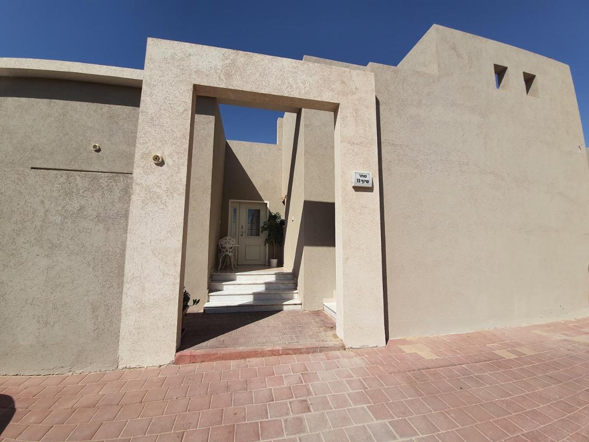 חדר במדבר - Housity
