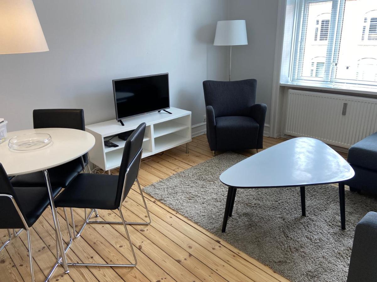 Suitetrails - Bright 2-bedroom apartment in sophisticated Frederiksberg