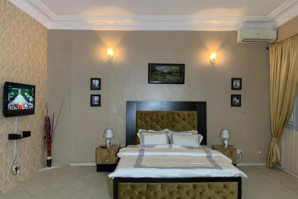 Suitetrails - Beautiful 1 Bedroom apartment Lekki
