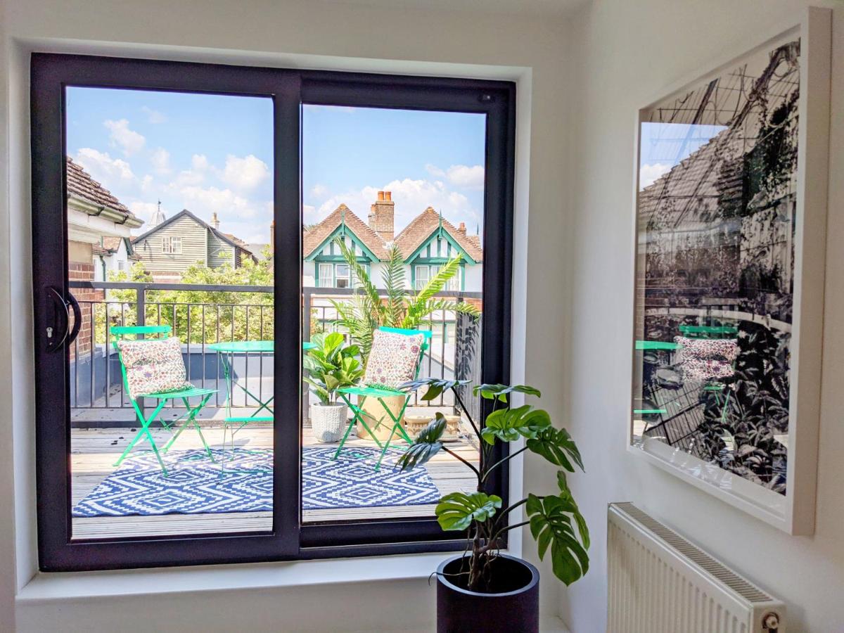 The Old Court House - Midhurst - Housity