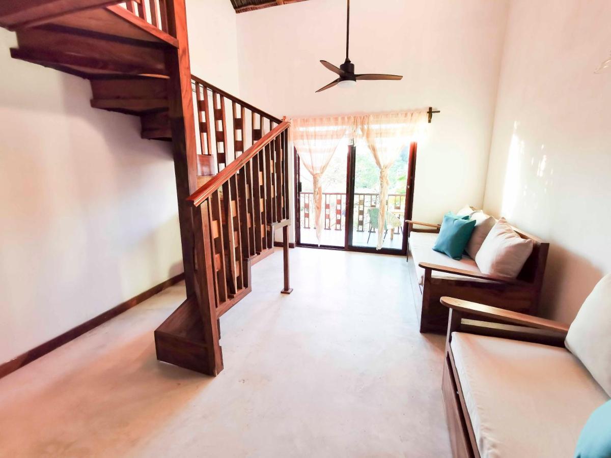 Hotel de Asis - Housity