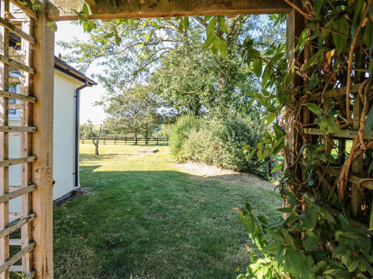 Court House Farmhouse - Housity