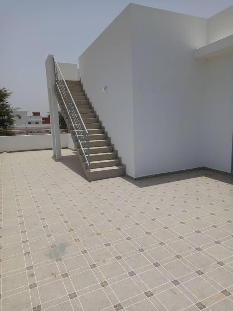 Villa Diambars - Housity