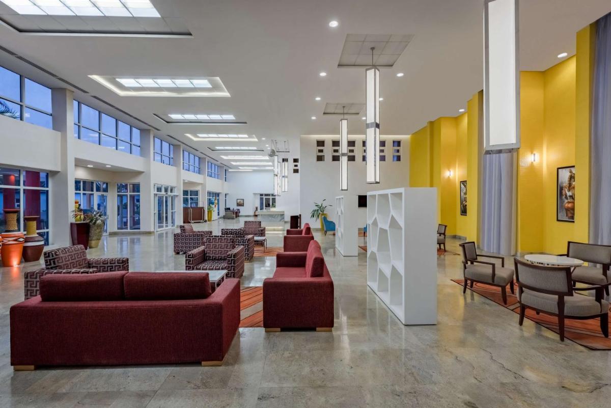 Park Inn by Radisson Abeokuta - Housity