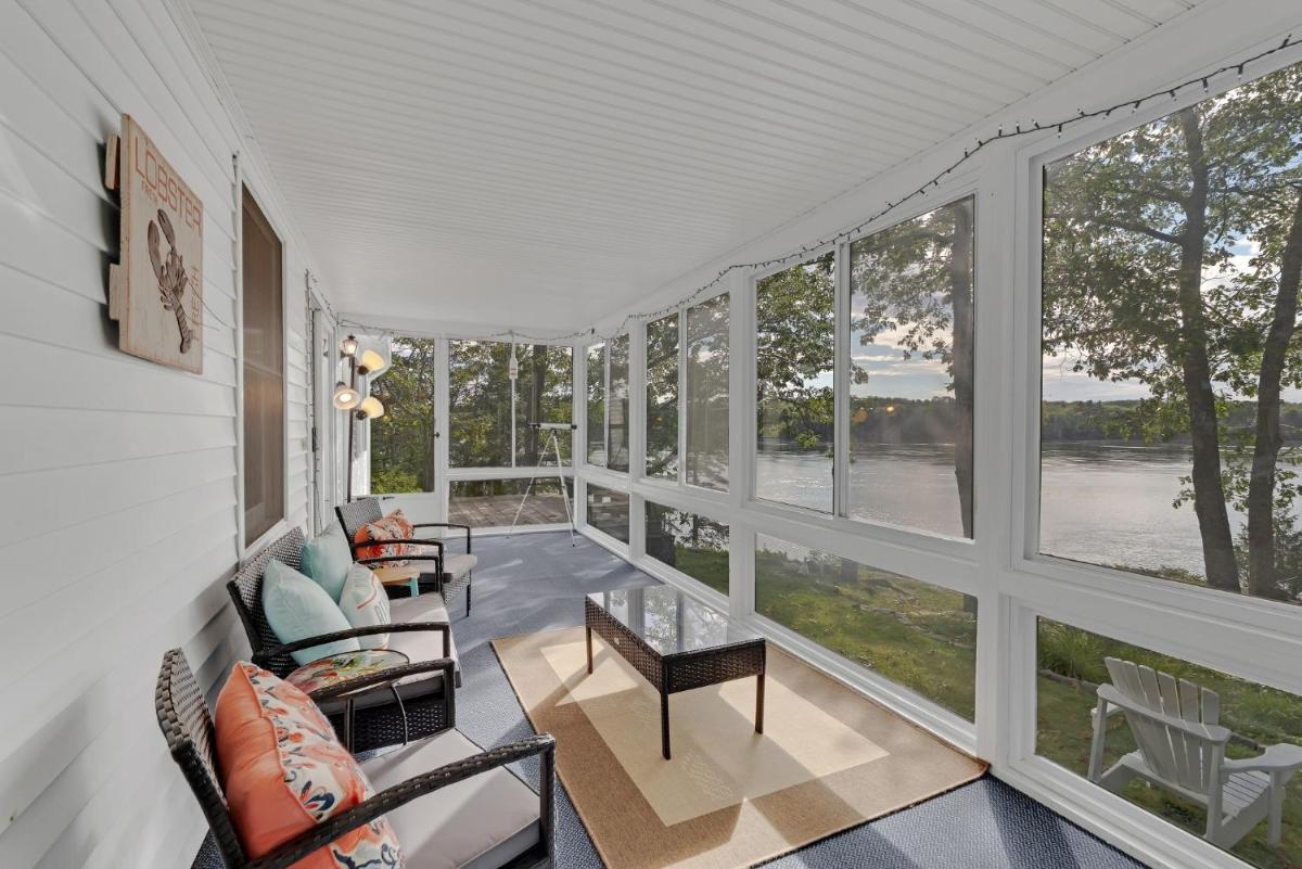 JCR Taunton Bay Hideaway home - Housity