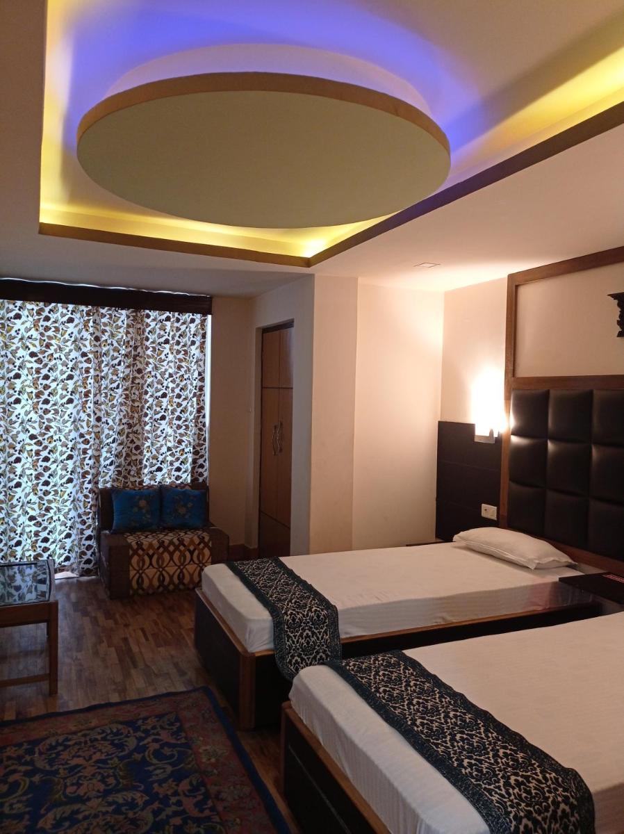 Esses House A Luxury Homestay and service apartment - Housity