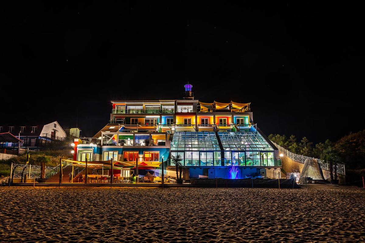 UnderSun Spa Hotel - Housity