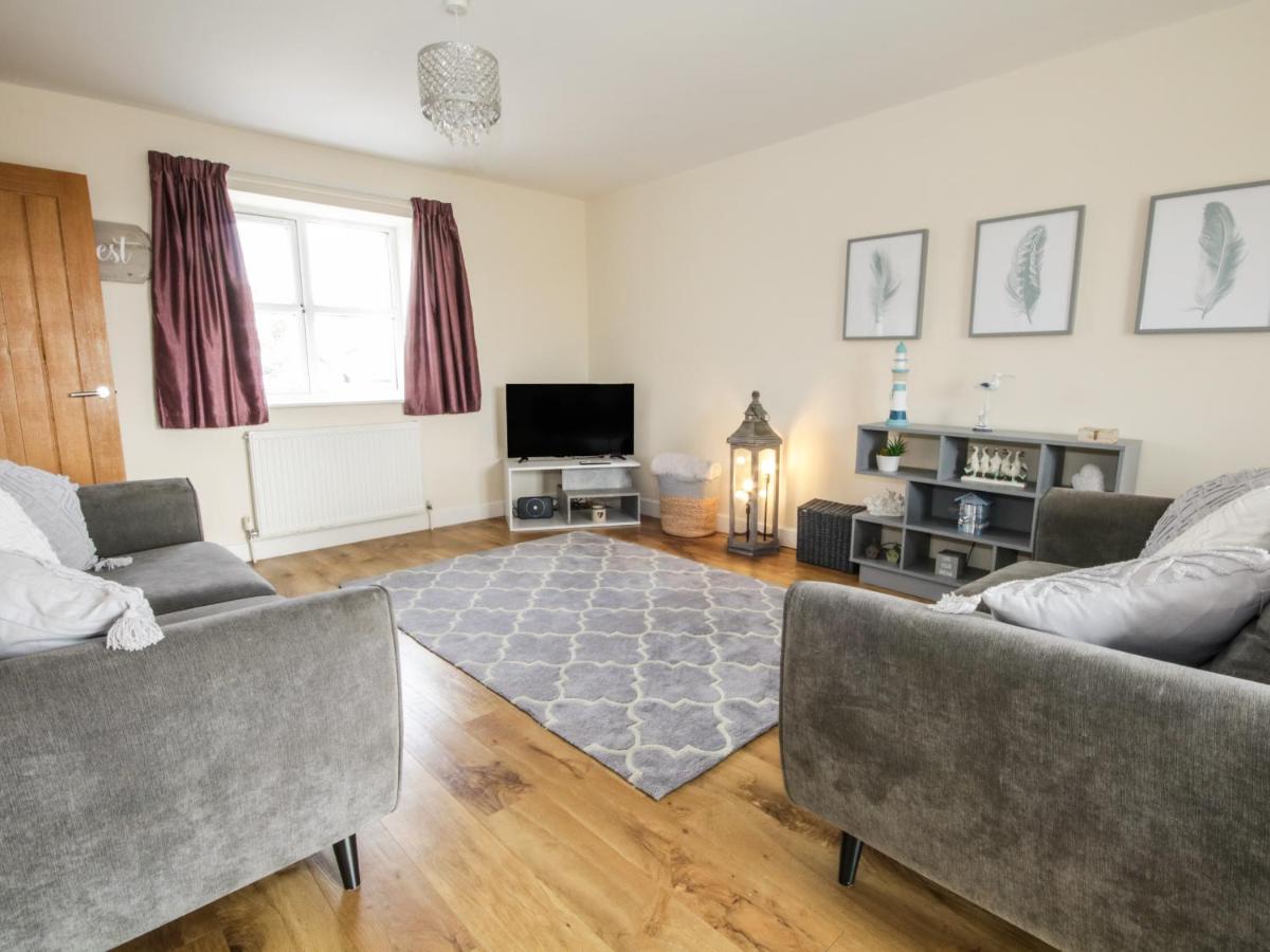16 Cefn Cwmwd Cottages - Housity