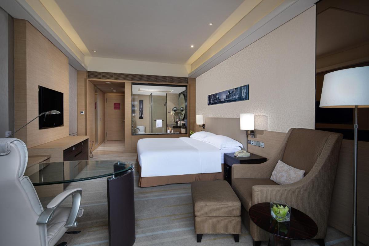 Suitetrails - Crowne Plaza Guangzhou Huadu, an IHG Hotel
