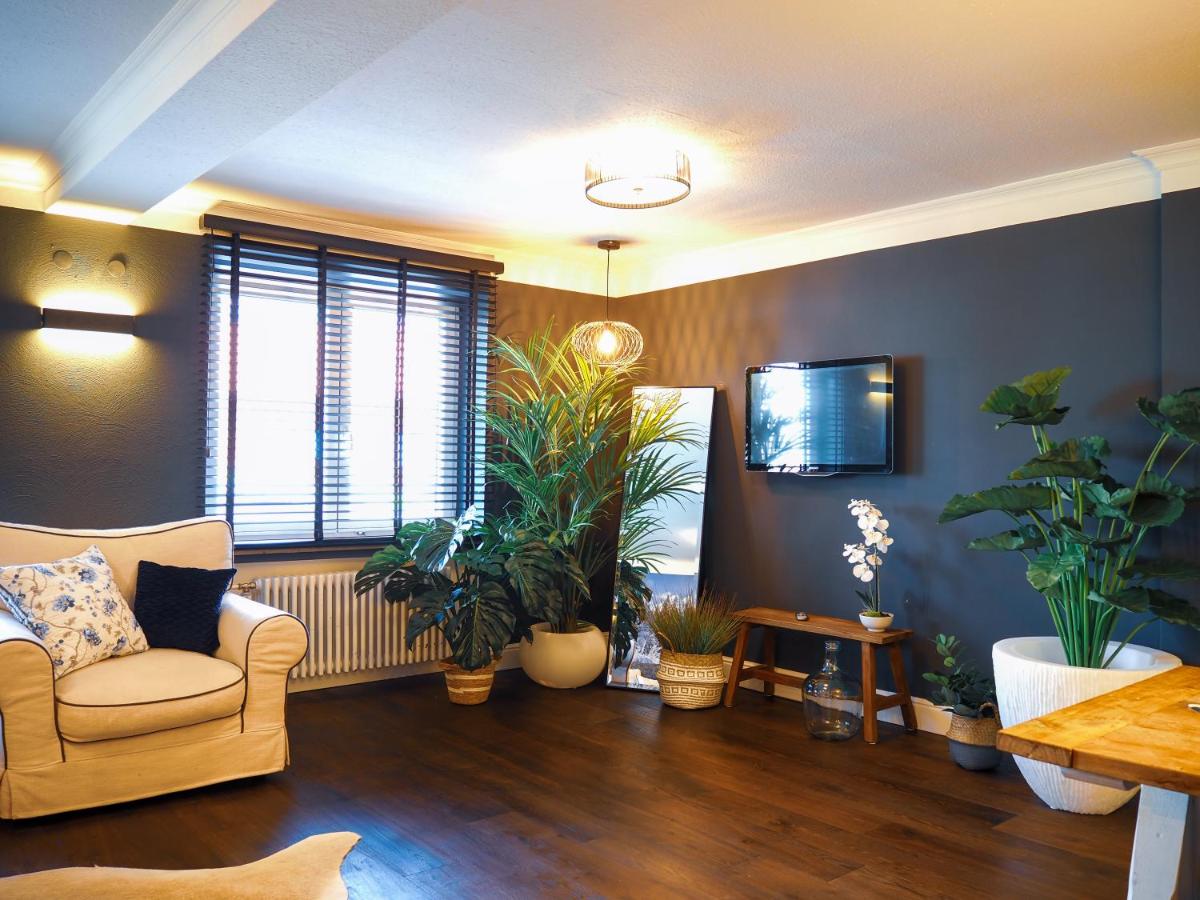 TV/Unterhaltungsangebot in der Unterkunft Design Hotel ALPENLIEBE - - - - Boutique-Flair - - - -