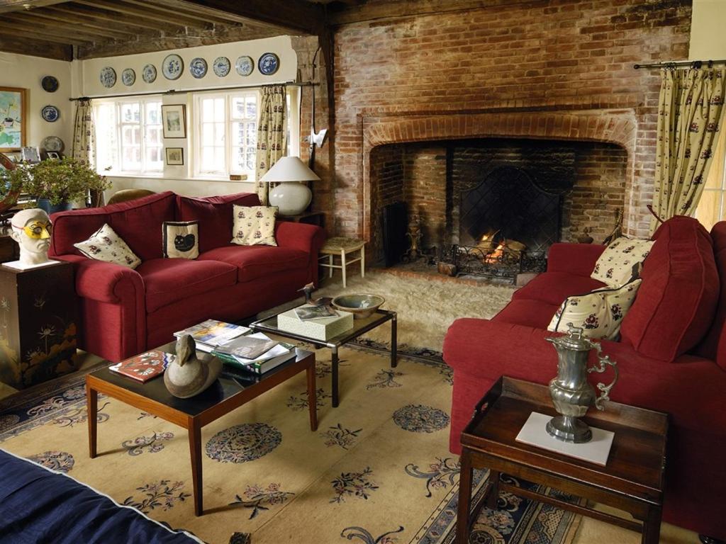 Ollivers Farm - Housity