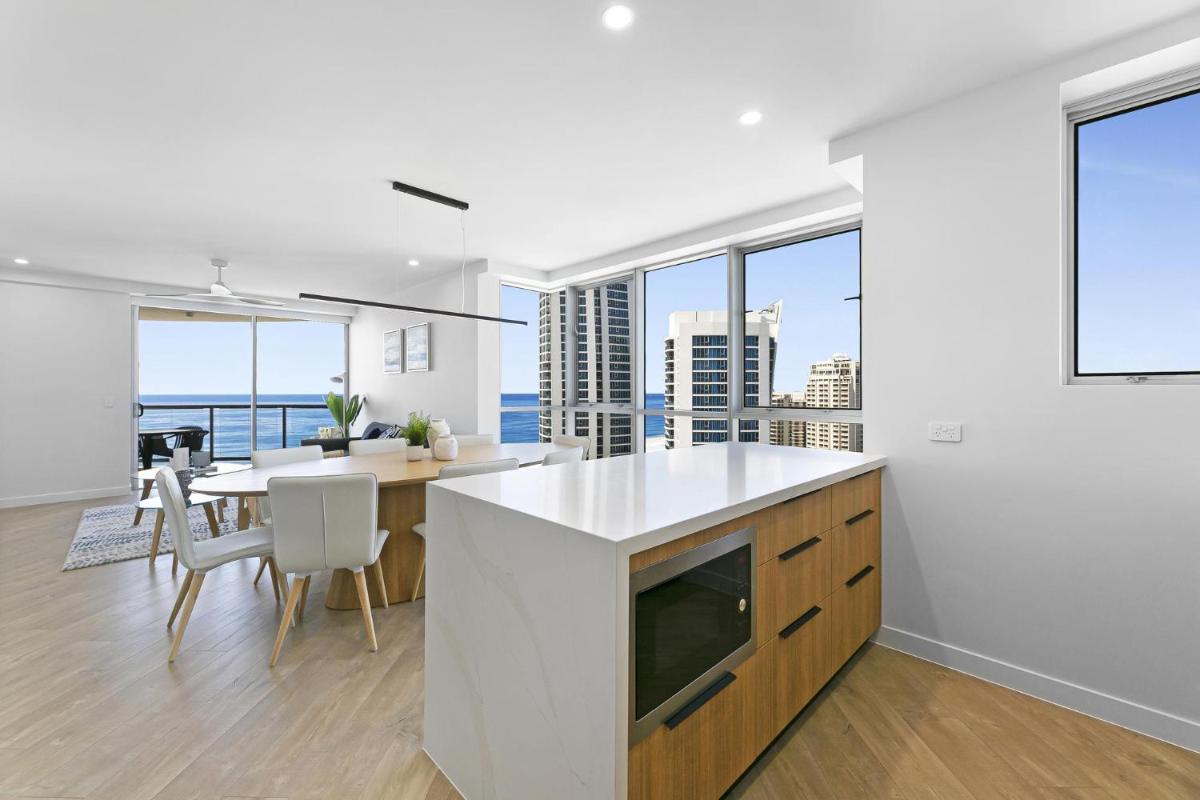 Chevron Renaissance 3 Bed Apartment by Vaun - Housity