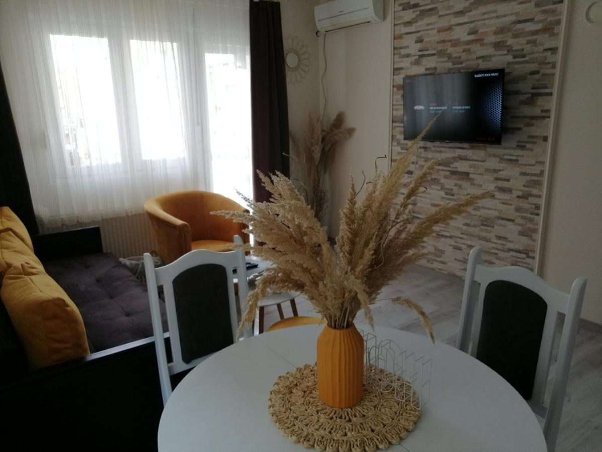 Apartman Ži-Zo - Housity