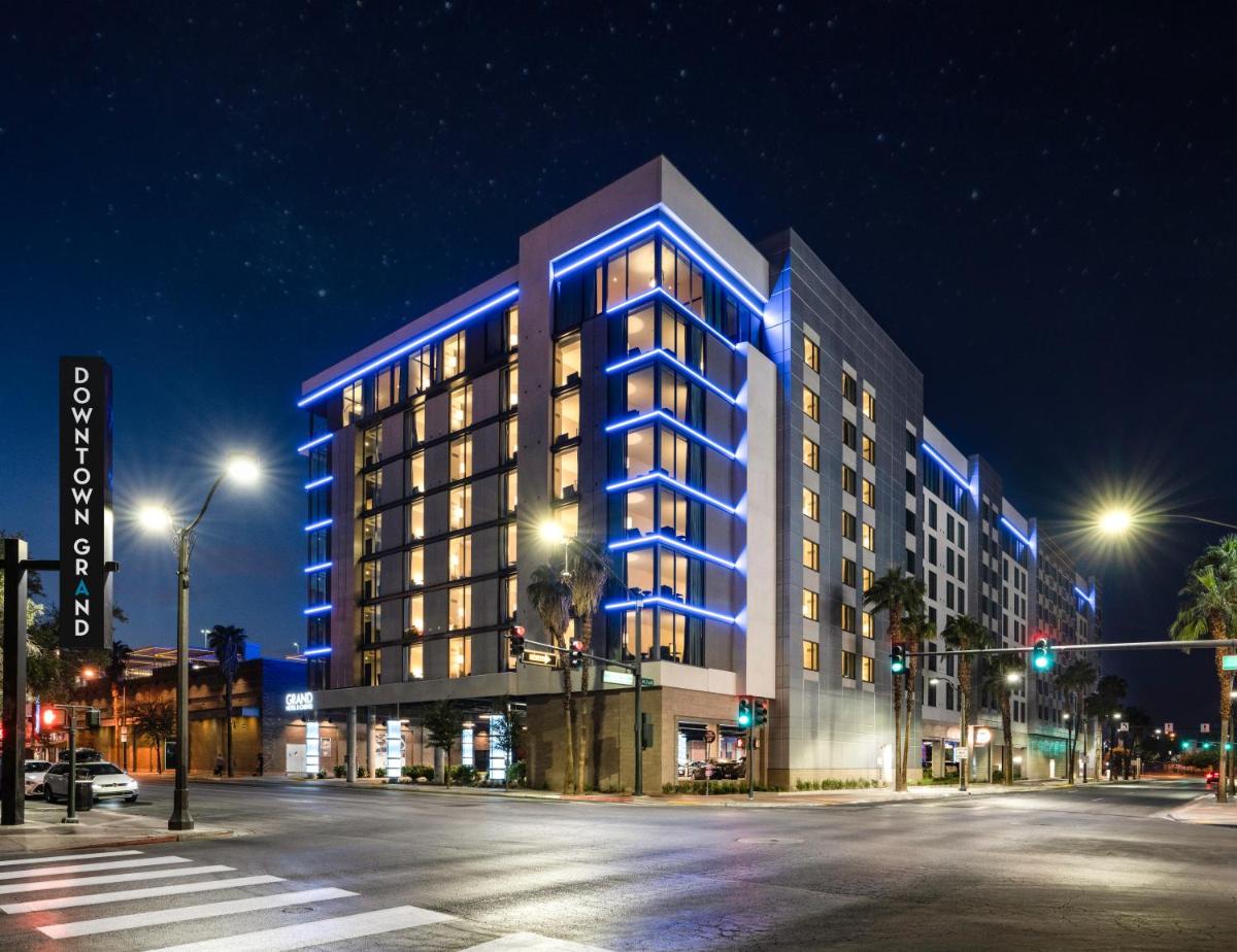 Downtown Grand Hotel & Casino - Housity