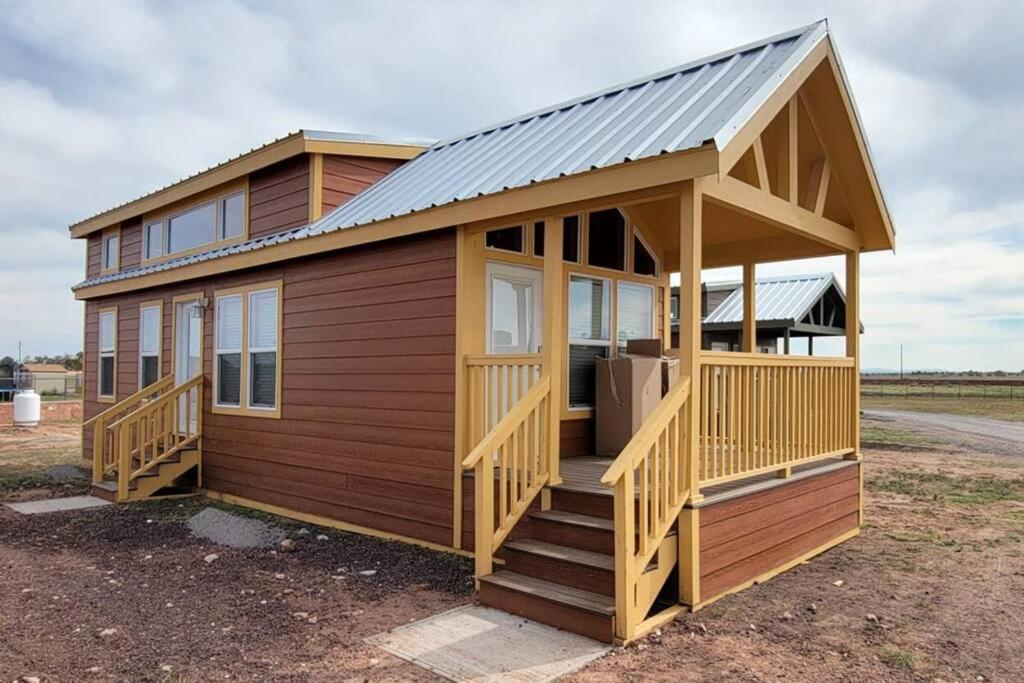 076 Tiny Home nr Grand Canyon South Rim Sleeps 8 - Housity