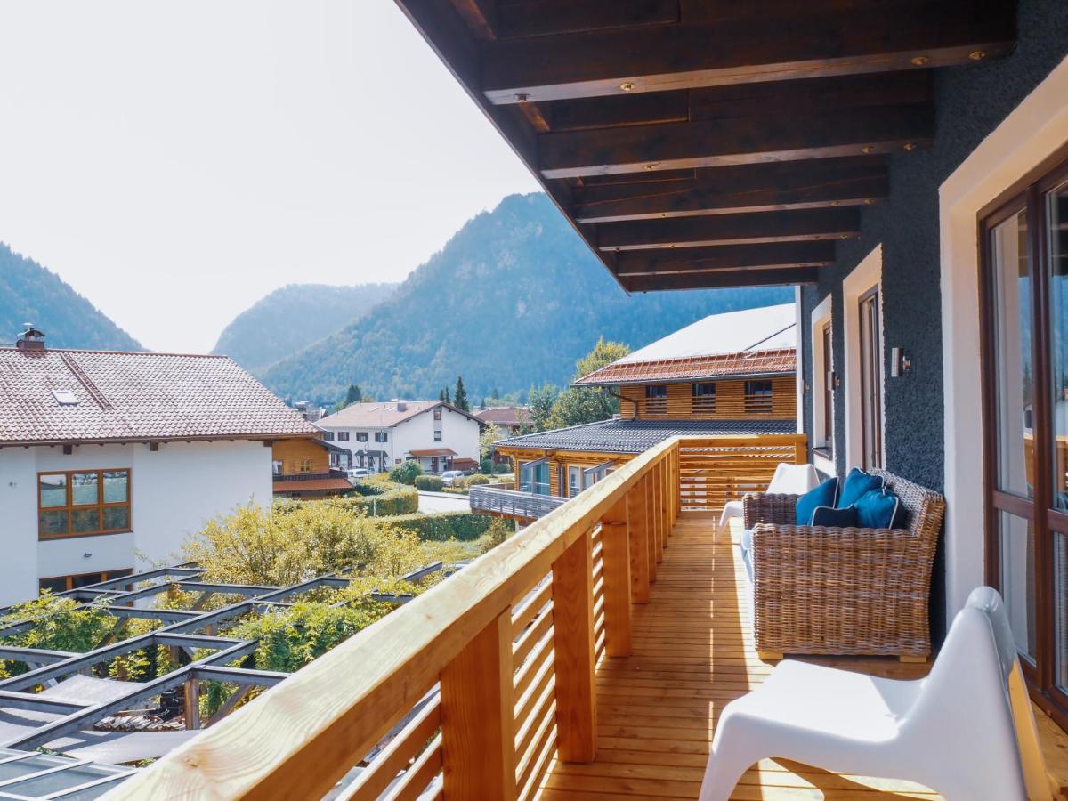 Ein allgemeiner Bergblick oder ein Berglick von des Hotels aus