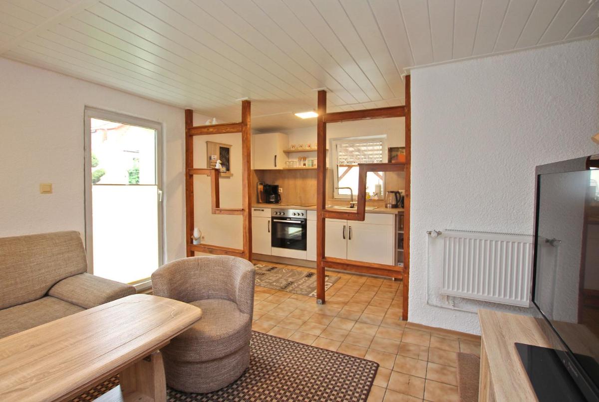 Suitetrails - Ferienhäuser mit Pool Kummerow SCHW 1010