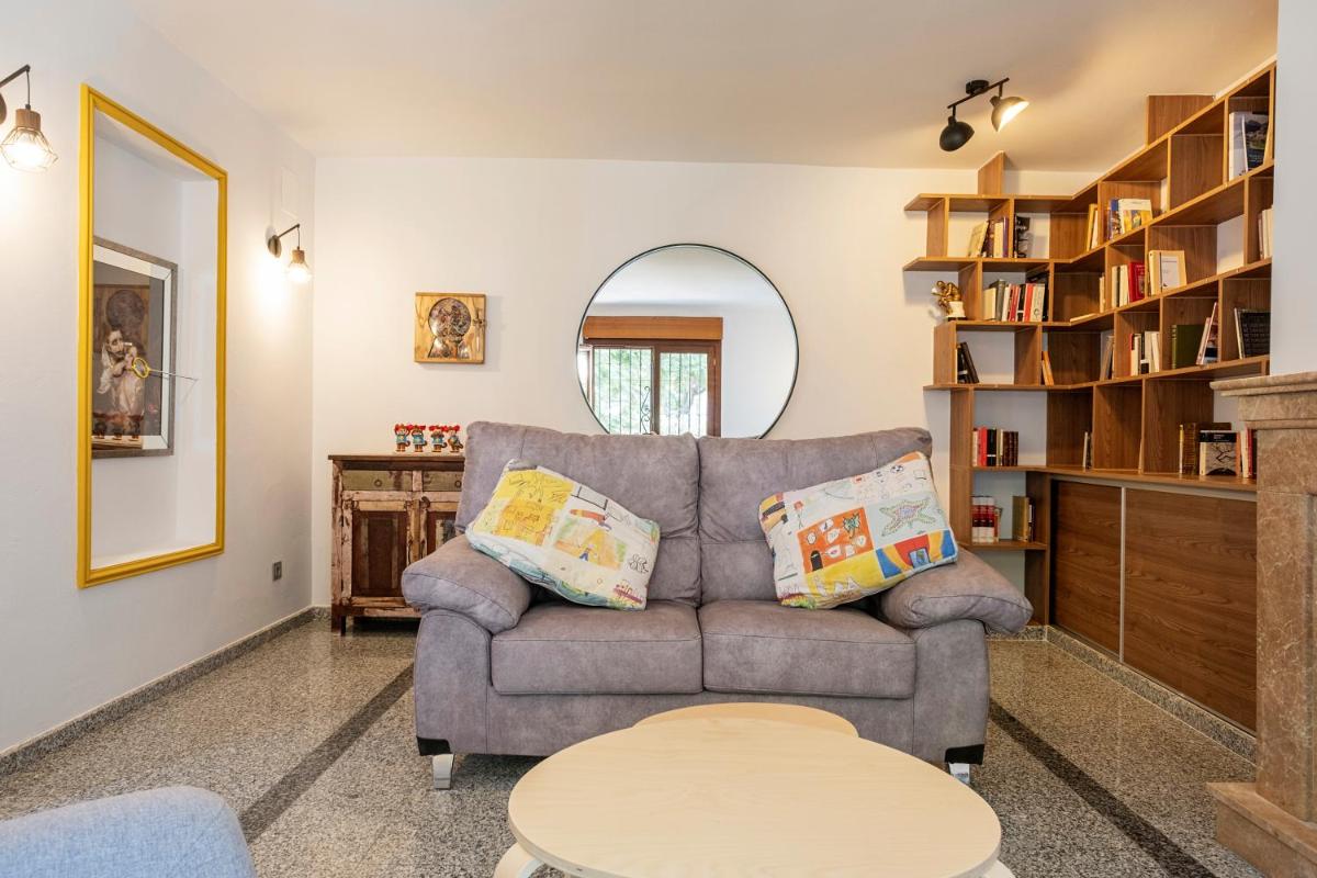 TaDawn Literary B&amp;B - Housity