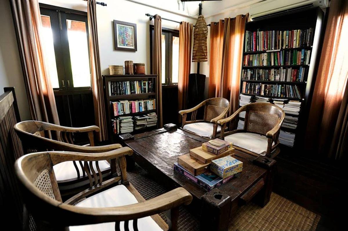 The Village House - Housity