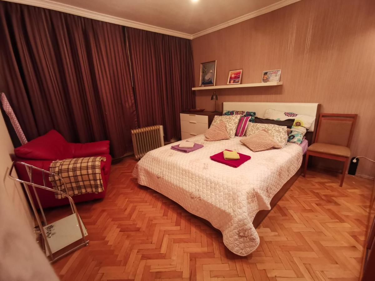 Spacious quiet apartment next to Arena Armeec and Metro station GM Dimitrov - Housity
