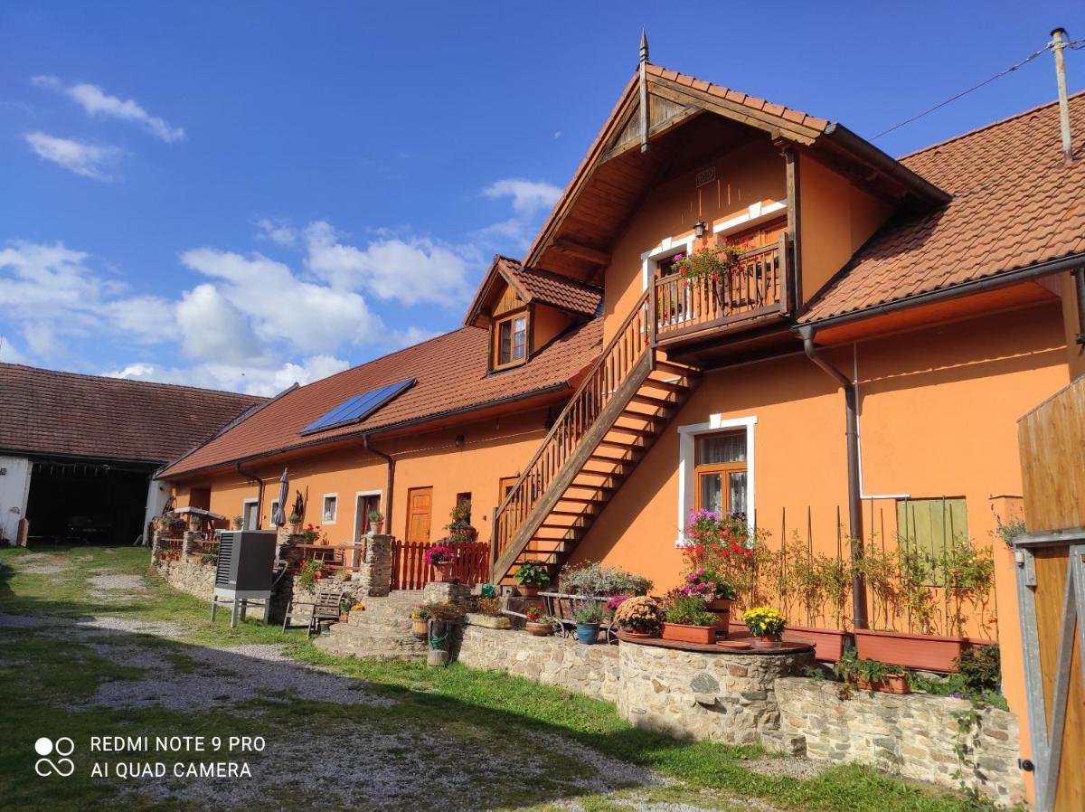Suitetrails - Apartmán pod Sříbrnou horou