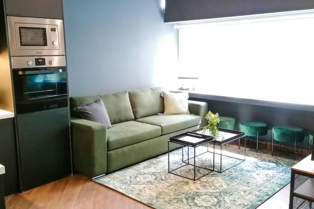 Athens - Plaka, 3, Kydathinaion str. - Housity