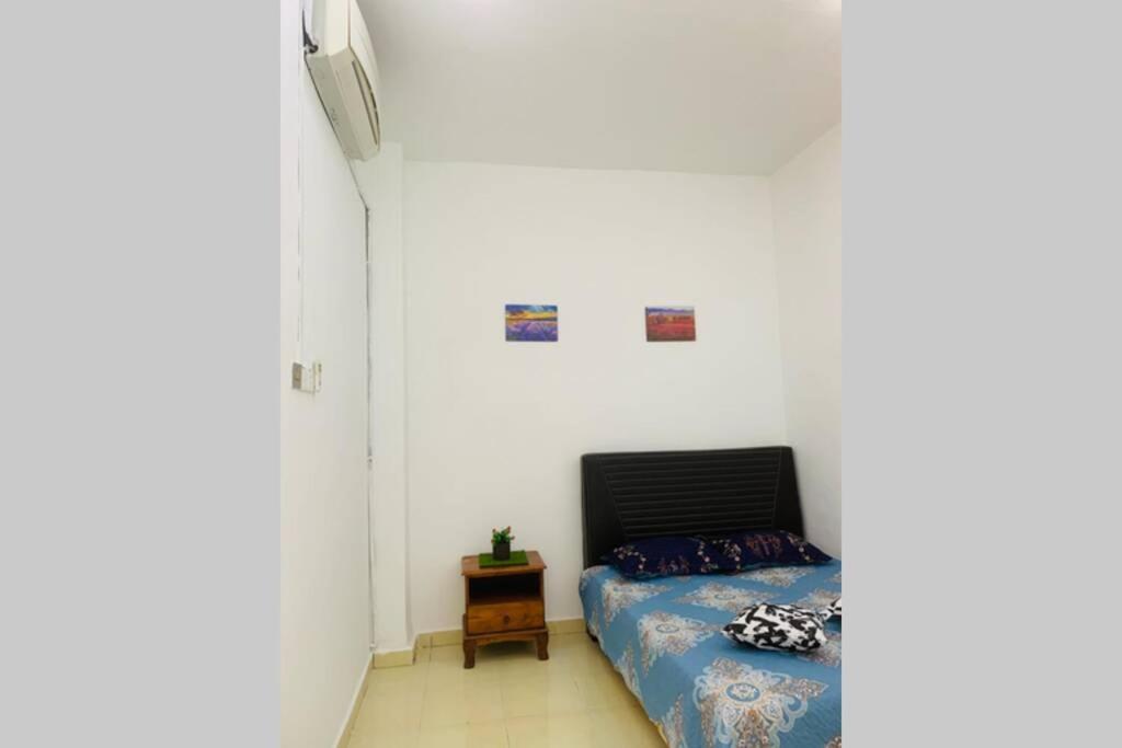 Zee Homestay Alor Setar Rumah Semi-D + FREE WIFI + NETFLIX - Housity