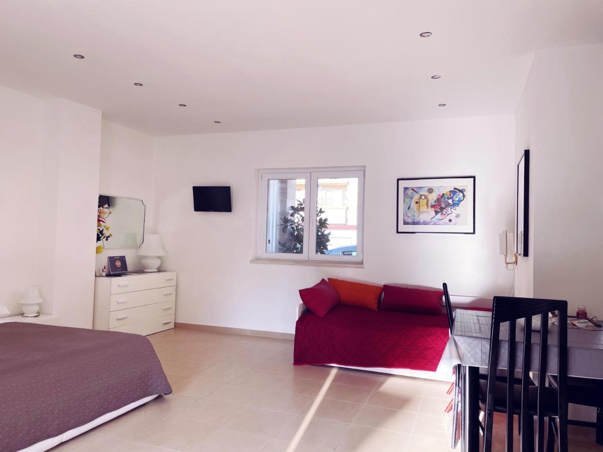 Villa Eletti - A Due Passi dai Sassi e dal centro città - Hizvo