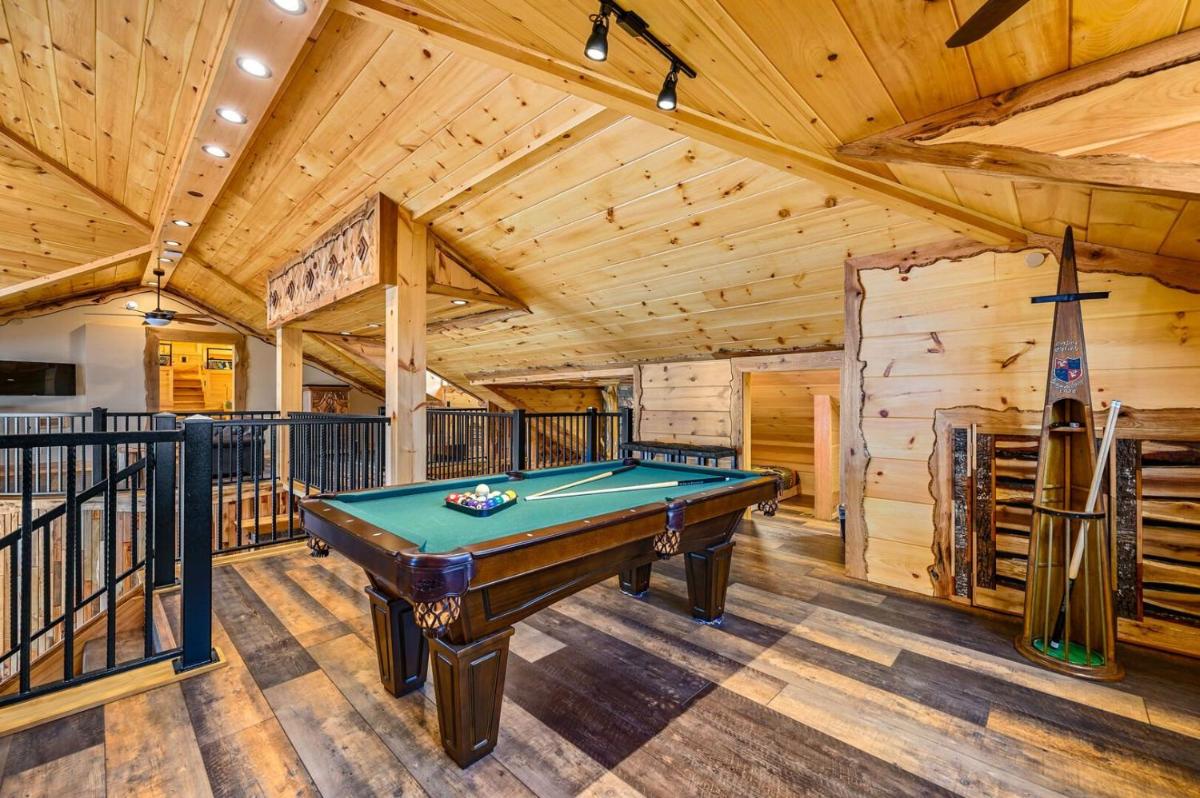 Tennessee Whiskey - Housity