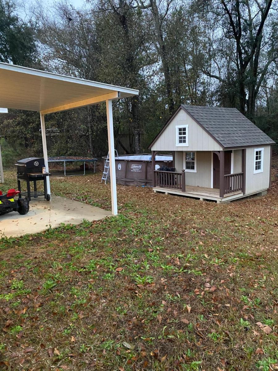 Home Away from Home - Housity