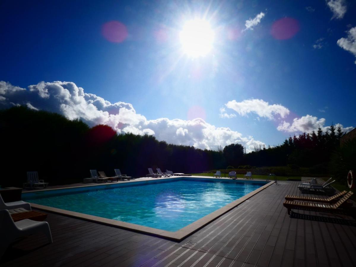 A piscina em ou perto de Hotel Vila D'Óbidos