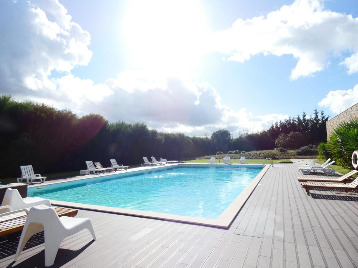 A piscina em ou perto de Hotel Vila D'Óbidos