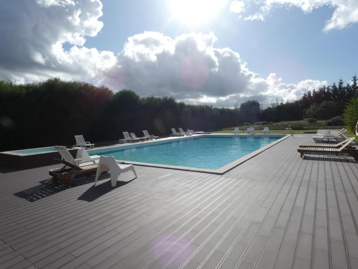 A piscina em ou perto de Hotel Vila D'Óbidos