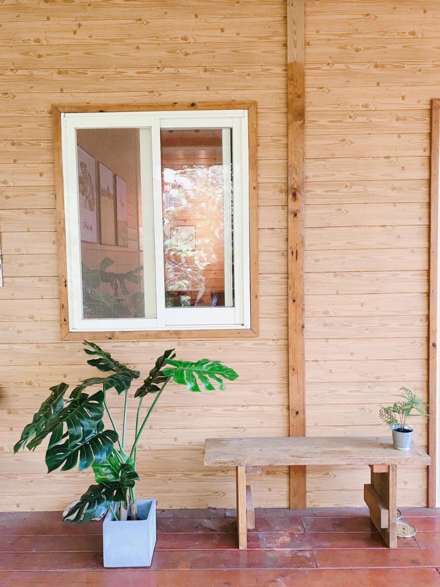 NONValley Starry Night House - Housity