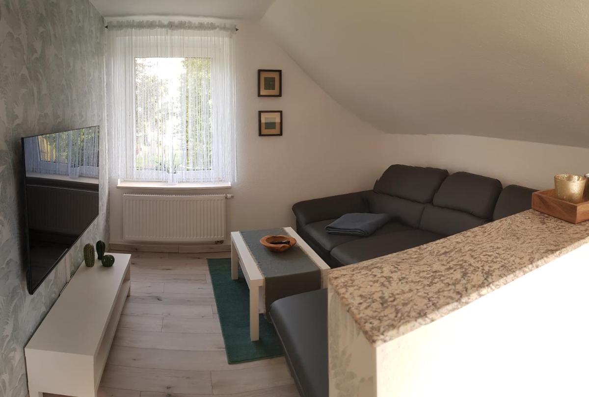 Ferienwohnung Schöne Aussicht - Housity