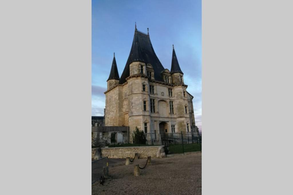 studio cosy TV WIFI confortable et chaleureux - Housity