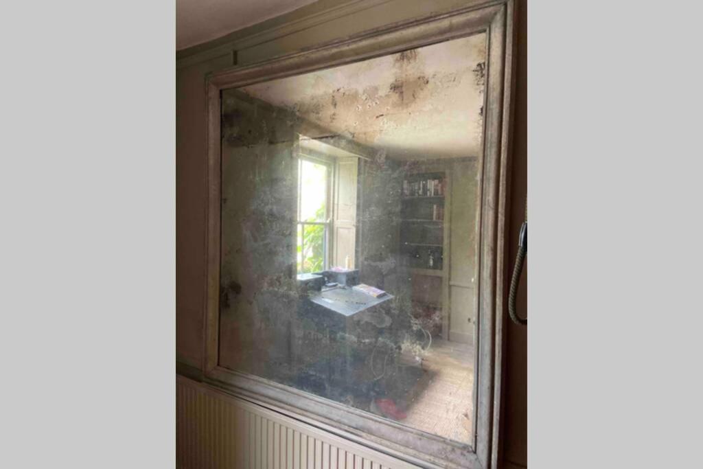Beautiful Georgian Townhouse in Frome. - Housity