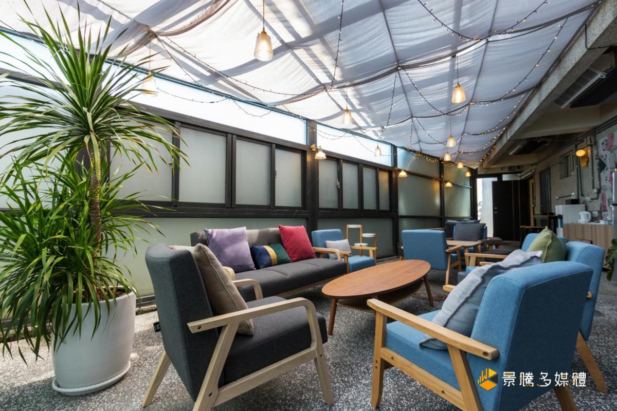 Dipper Ocean Hostel七星海民宿 - Housity